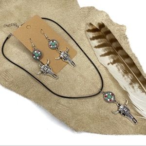 Set Silver Bohemian Bull Head Earrings & Necklace